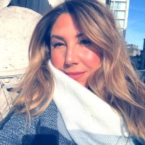 Meet your Posher, Jacqueline